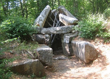 Dolmen: Indipascha